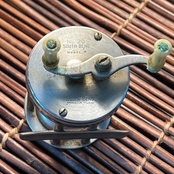 Vintage South Bend Famous in Fishing No. 20 Fishing Reel Model B Works - Picture 4 of 6